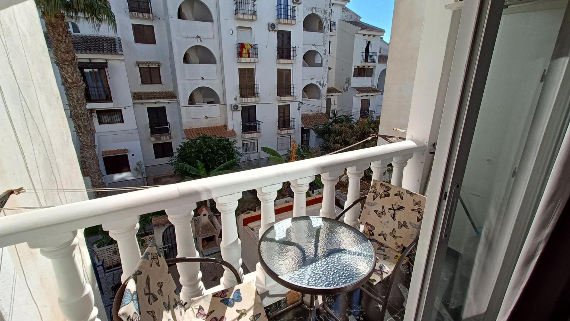 Apartamento Inez Torrevieja Dış mekan fotoğraf