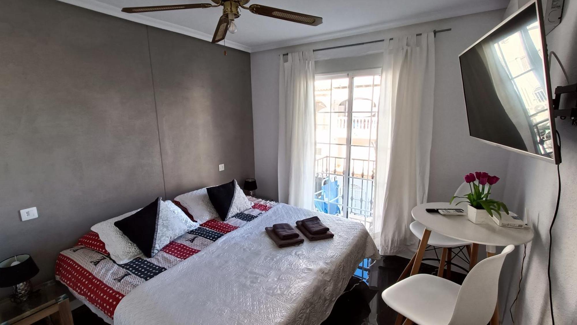 Apartamento Inez Torrevieja Dış mekan fotoğraf