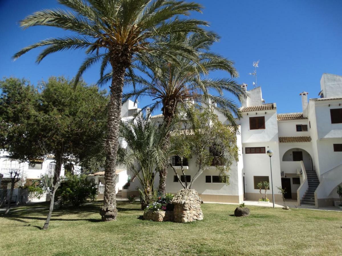Apartamento Inez Torrevieja Dış mekan fotoğraf