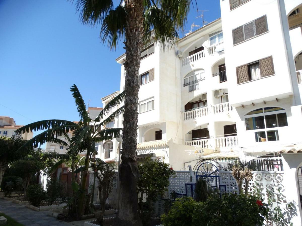 Apartamento Inez Torrevieja Dış mekan fotoğraf